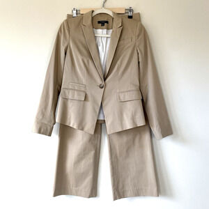 Ann Taylor Petites Suit Set Blazer & Wide Leg Pants 2P Beige Tan Office Career